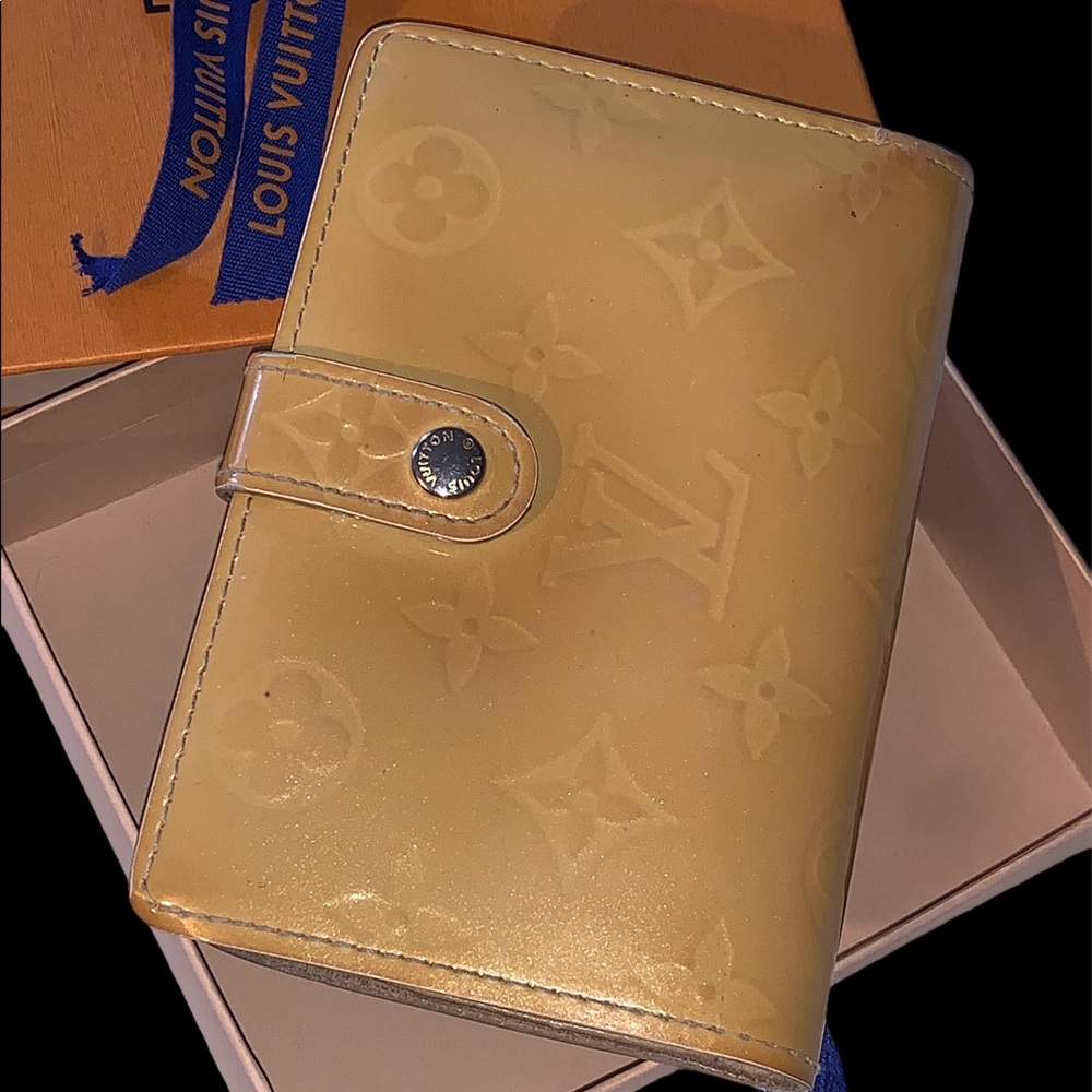 AUTHENTICATED Louis Vuitton vernis wallet W/ box - Picture 8 of 16